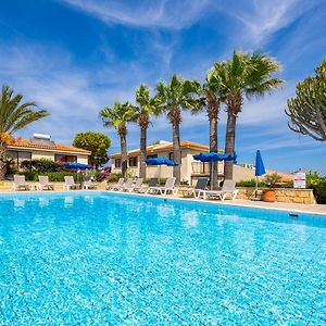 Tavros Hotel Apartments